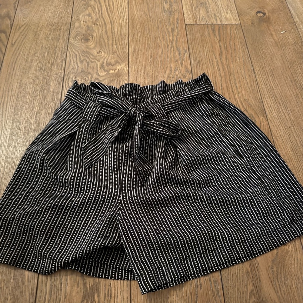 Black Pinstripe Tie-Waist Women’s Shorts